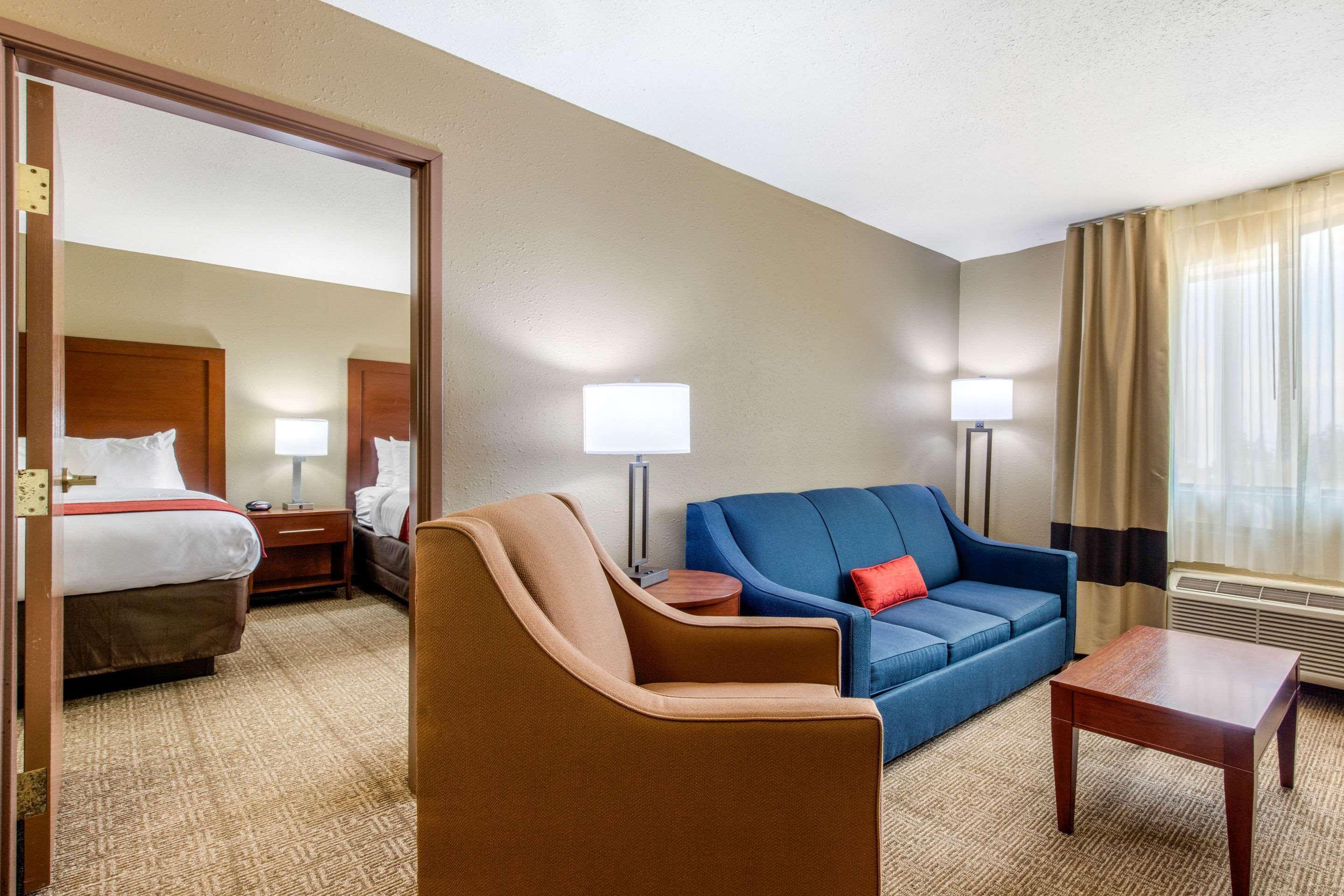 Hotel Comfort & McComb