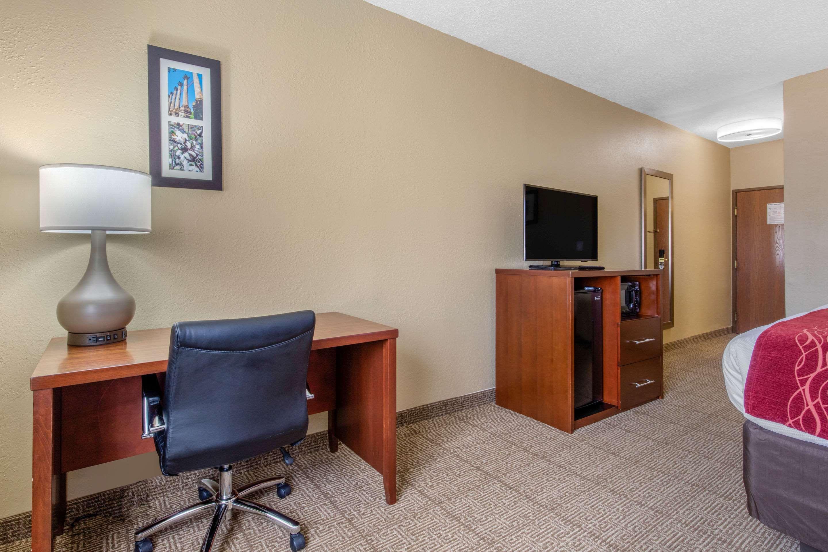 Comfort & Hotel McComb
